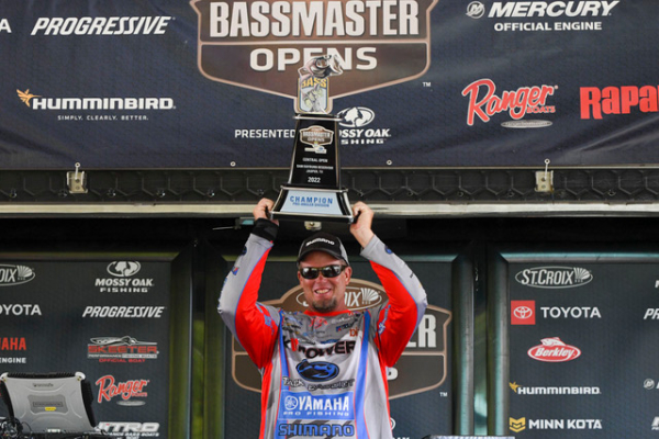 Combs Lands Bassmaster Open Win Classic Berth Outdoor Wire