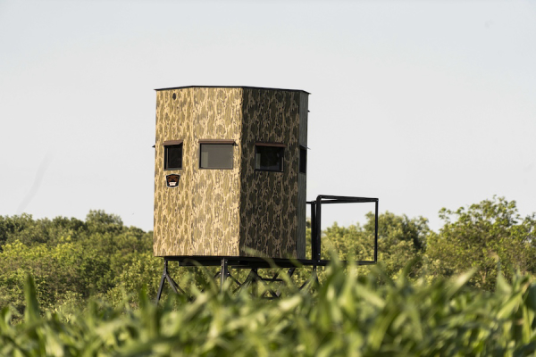 Rutted-Up’s Defender Is the Ultimate Hunting Blind