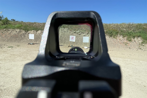 thumbnail image 2 of Olight Osight C Open Reflex Optic - Red Reticle (3 MOA Dot & 32 MOA Circle) With Side-Loading Battery, Black 2 of 5